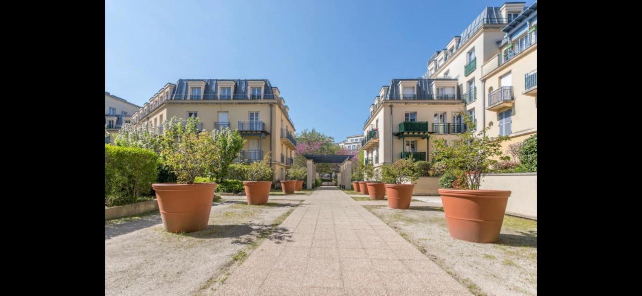 Disney, Sunny Comfortable 2 Bedrooms Family Apartment, 8 Pers, Wifi, Netflix シェシー エクステリア 写真