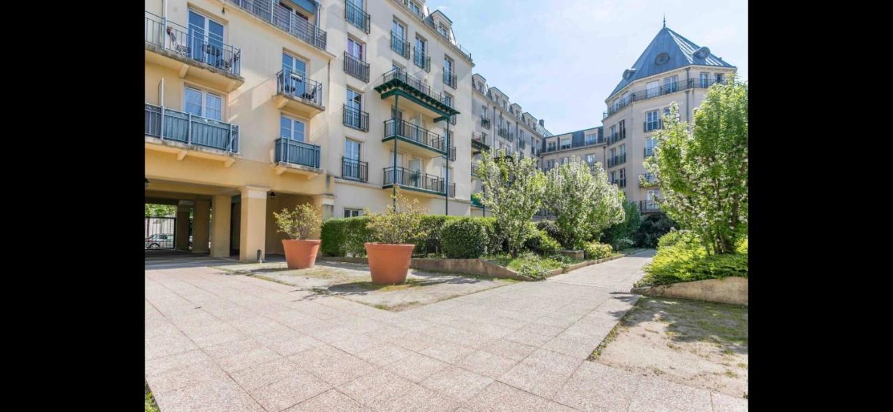 Disney, Sunny Comfortable 2 Bedrooms Family Apartment, 8 Pers, Wifi, Netflix シェシー エクステリア 写真