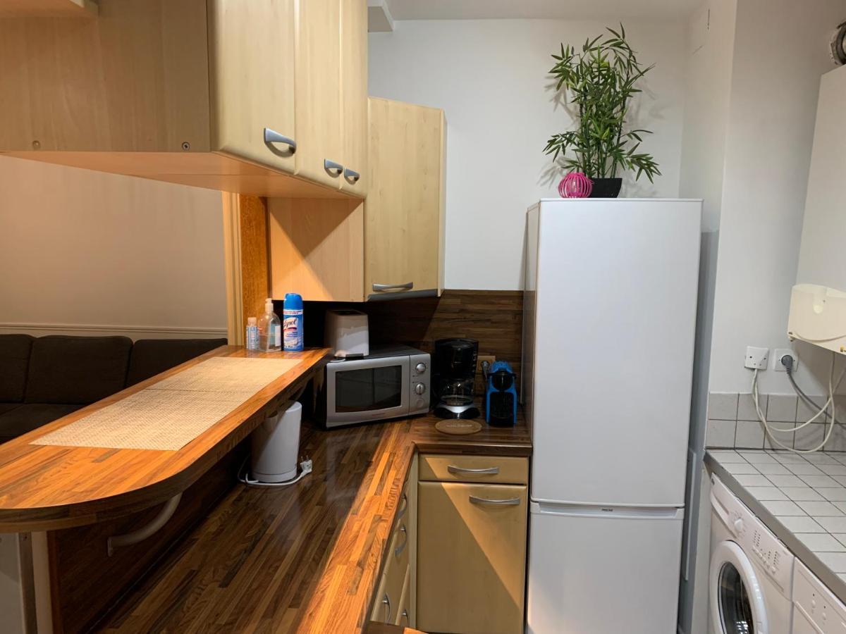 Disney, Sunny Comfortable 2 Bedrooms Family Apartment, 8 Pers, Wifi, Netflix シェシー エクステリア 写真